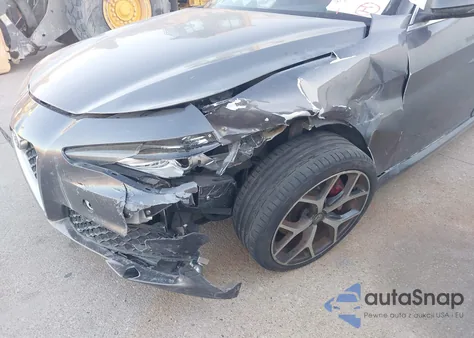 2021 Aston Romero Guilia z USA, uszkodzony, nr VIN ZARFANBN8M7645415